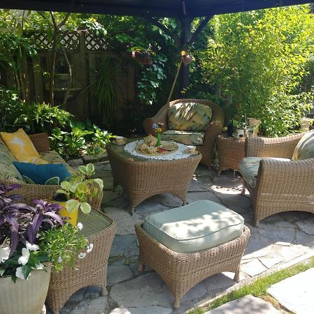 Bed and Breakfast Twiningretreat à Niagara-on-the-Lake Extérieur photo